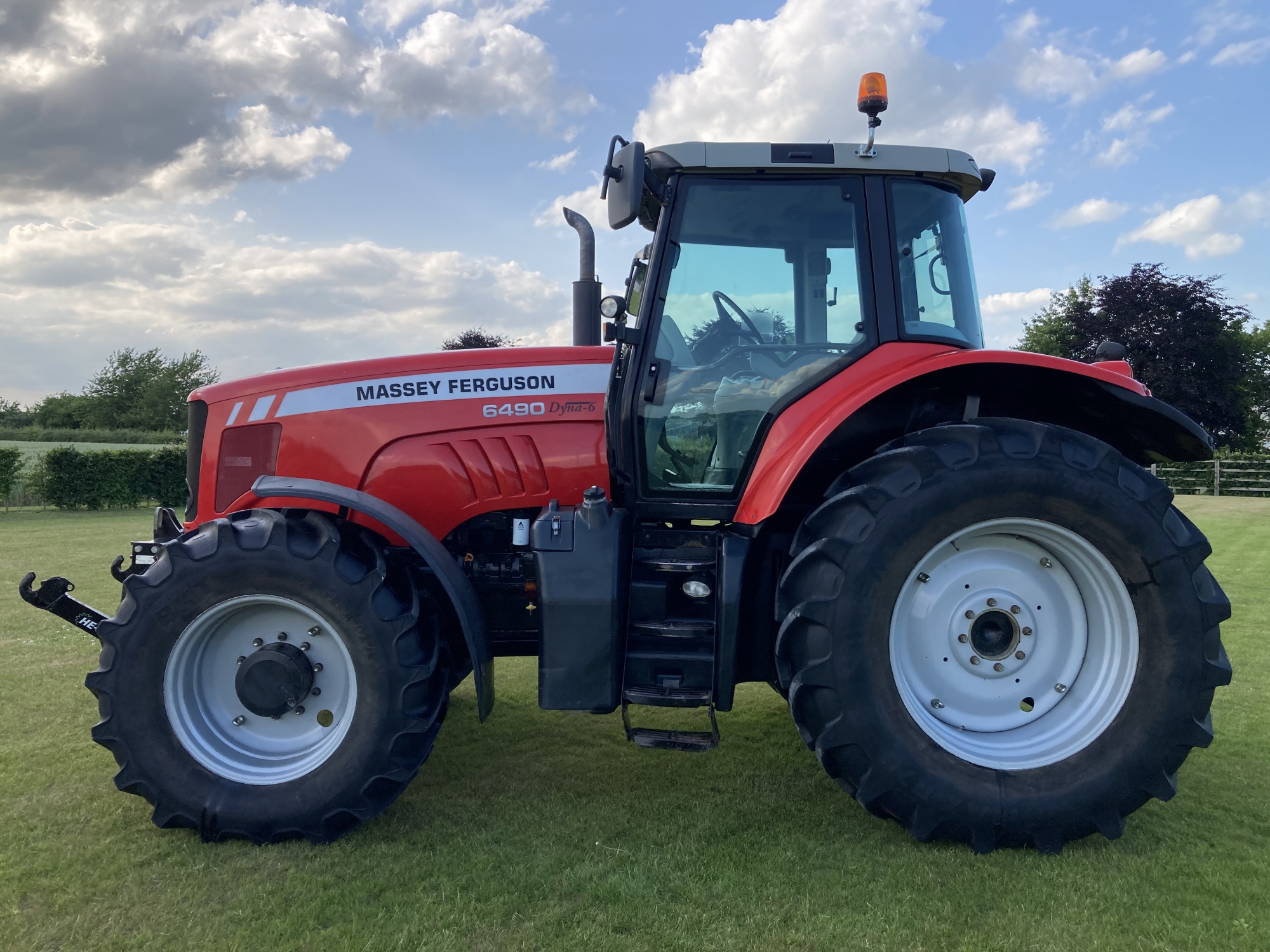 Massey Ferguson 6490 Dyna 6. | PRC Agricultural